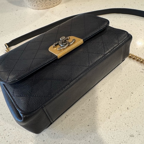 Chanel Quilted Small flap bag with mixed metal CC - Picture 5 of 7